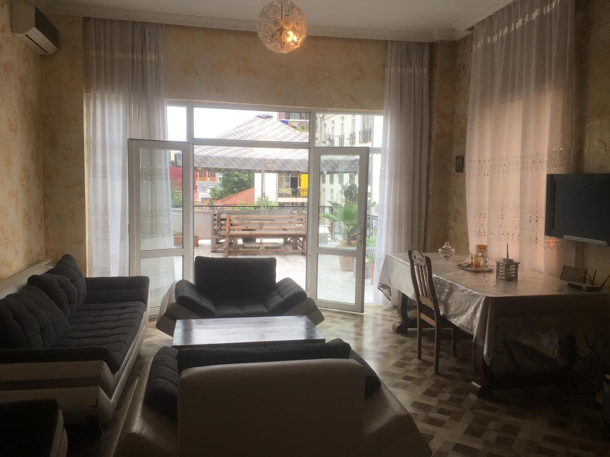Duru'S Apartment With 3 Bedrooms Batumi Exterior photo