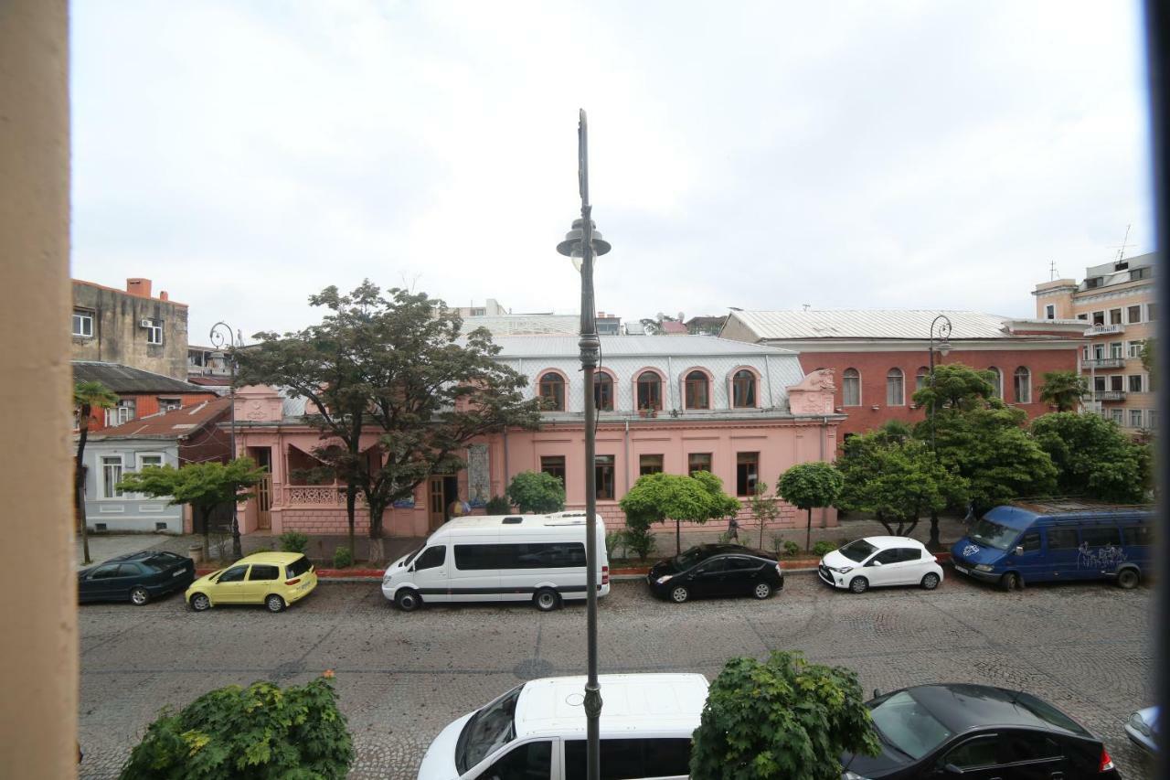 Duru'S Apartment With 3 Bedrooms Batumi Exterior photo